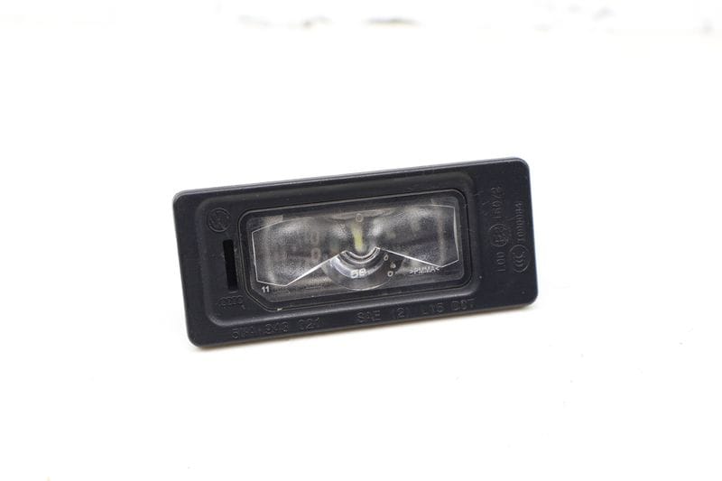 License Plate Light 5NA943021 — Used (SKU 724255)