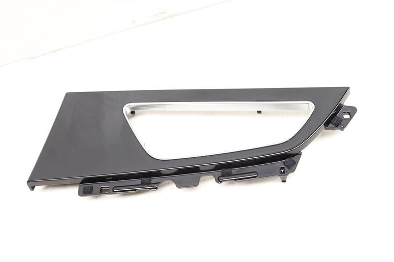 Door Panel Trim 4M0867470D — Used (SKU 505340)