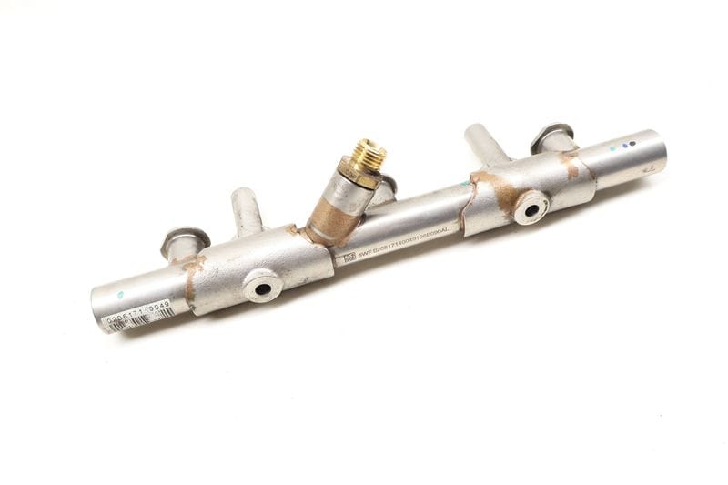 Fuel Rail 06E130090AL — Used (SKU 615901)