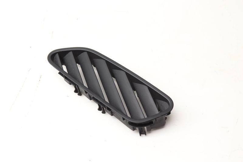 Upper Dash Defrost Vent 4M1819794 — Used (SKU 588780)