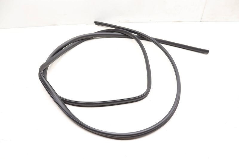 Sun Roof Seal / Weather Stripping (INNER) 4M0877439A — Used (SKU 506025)