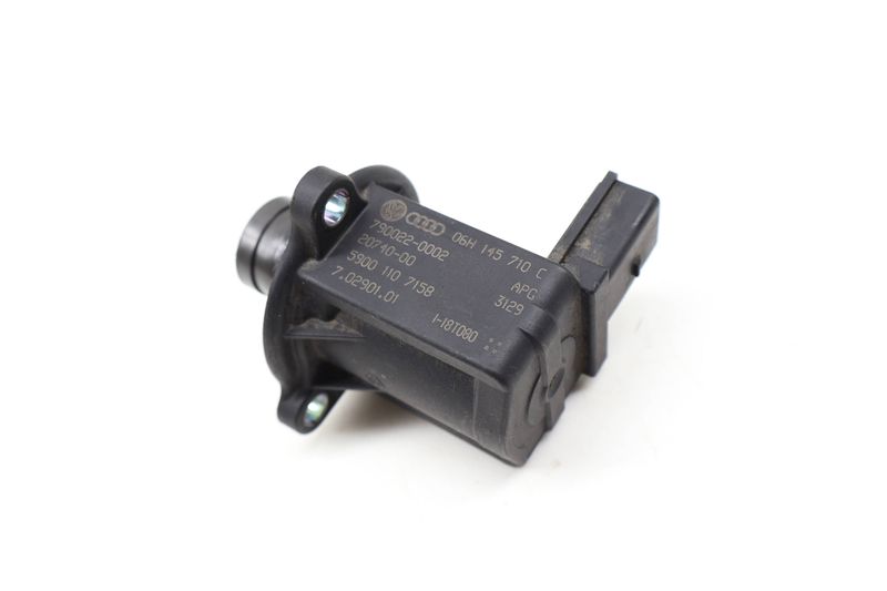 Turbo Diverter / Cut Off Valve 06H145710C — Used (SKU 724307)