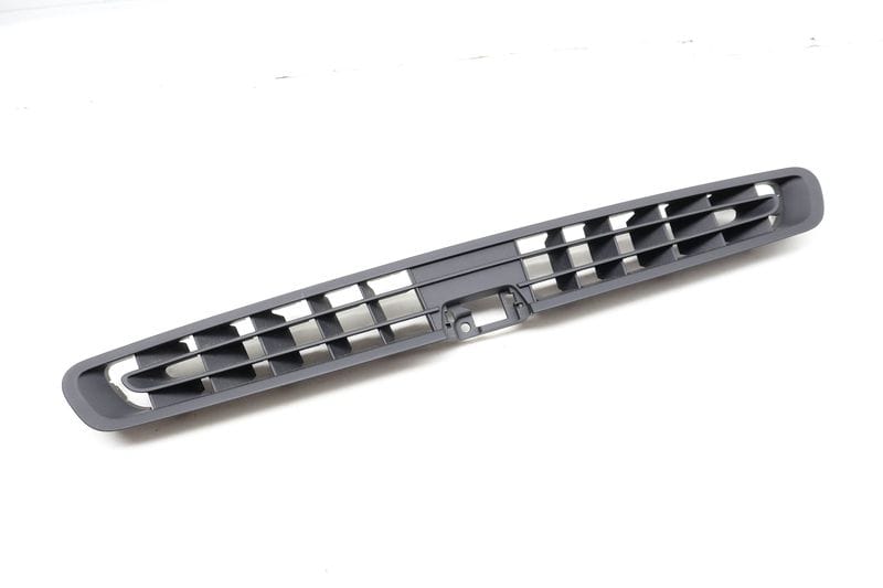 Upper Center Dash Air Vent 4M0819632 — Used (SKU 724381)