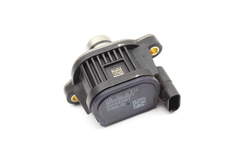Engine Timing Solenoid Valve 06M906048F — Used (SKU 542809)