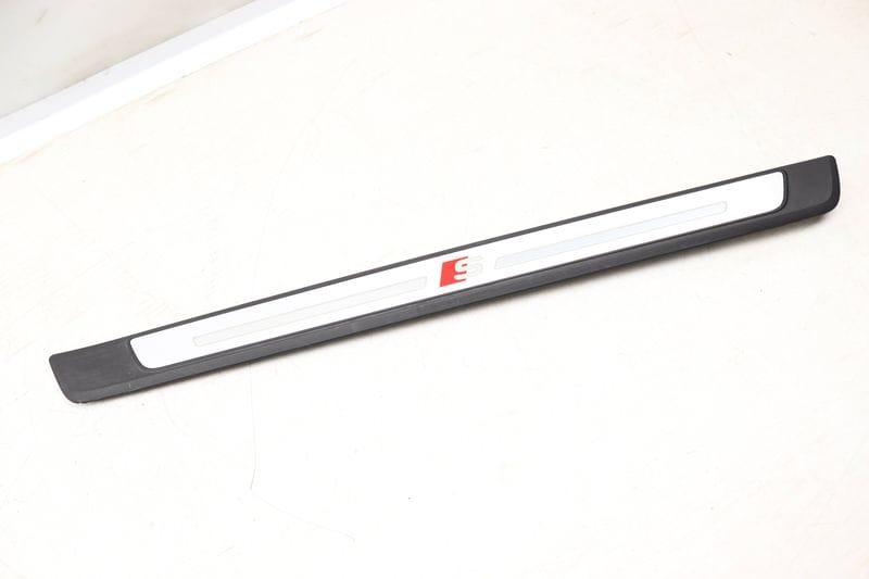 Door Sill / Scuff Panel / Light Bar (S) 8W0947418A — Used (SKU 542748)