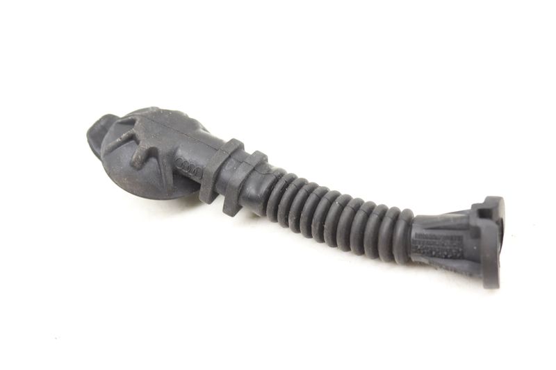 Air Box Water Drain Hose / Line 8W0260113 — Used (SKU 545436)