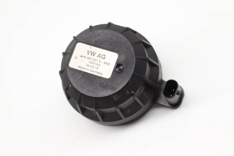 Engine Sound / Impact Sound Actuator Module 4H0907601D — Used (SKU 555754)