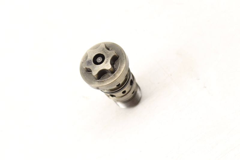 Cam / Camshaft Oil Control Valve 06M109257Q — Used (SKU 545737)