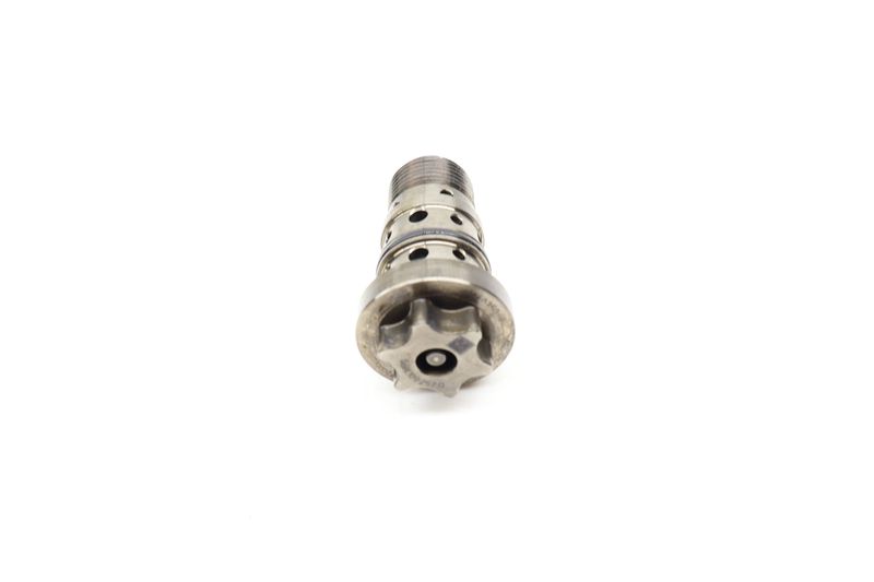 Cam / Camshaft Oil Control Valve 06M109257Q — Used (SKU 656650)
