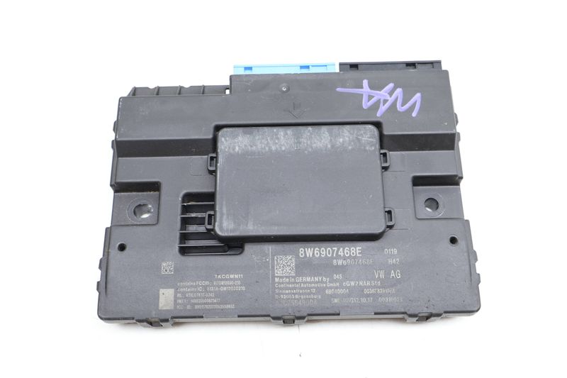 Can-Bus Gateway Control Module 8W6907468E — Used (SKU 656620)