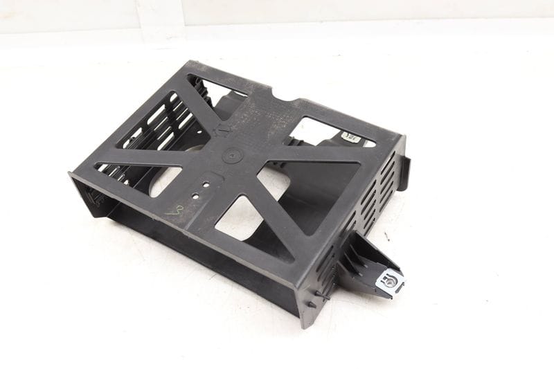 CD Changer Bracket Mount 8W1857290 — Used (SKU 545240)