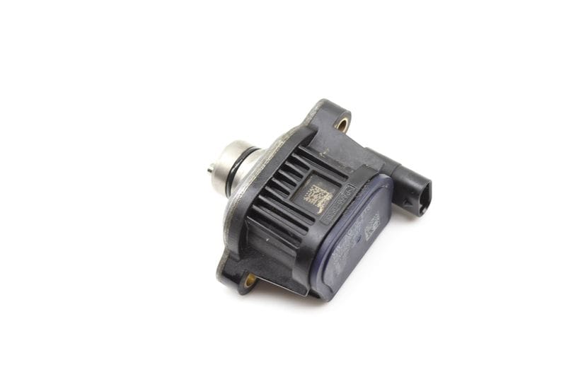 Engine Timing Solenoid Valve 06M906048F — Used (SKU 555788)