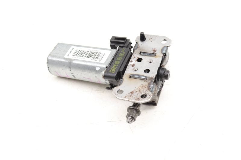 Front Tilt Seat Motor 3Q0959247 — Used (SKU 545305)
