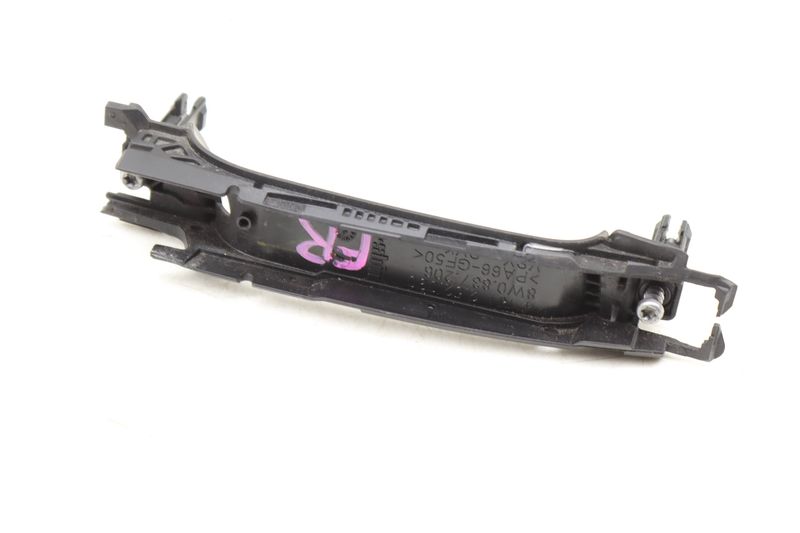 Exterior Door Handle 8W0837206 — Used (SKU 545161)