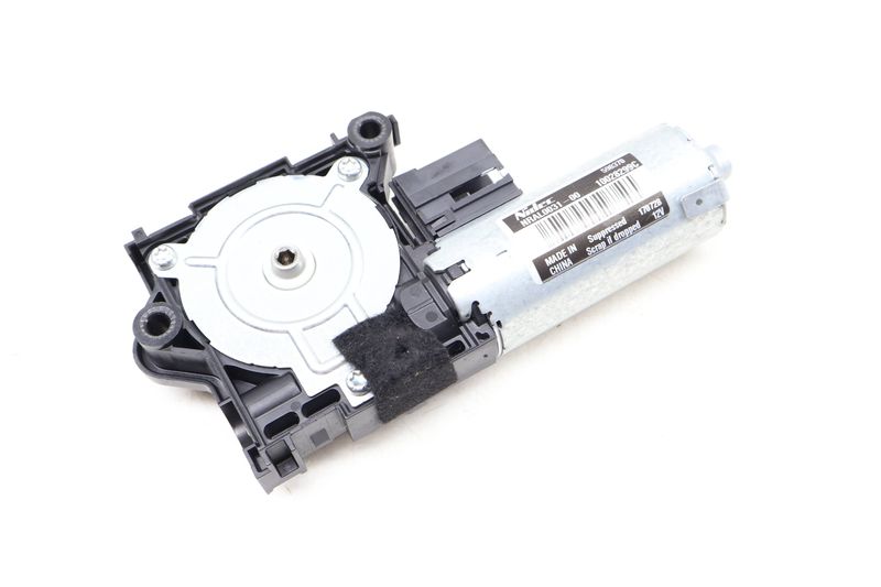 Sunroof / Sun Roof Motor 4M0959591 — Used (SKU 656577)