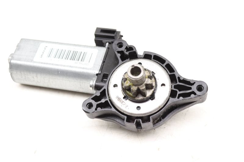 Rear Tilt / Height Seat Motor 3Q0959112 — Used (SKU 545308)