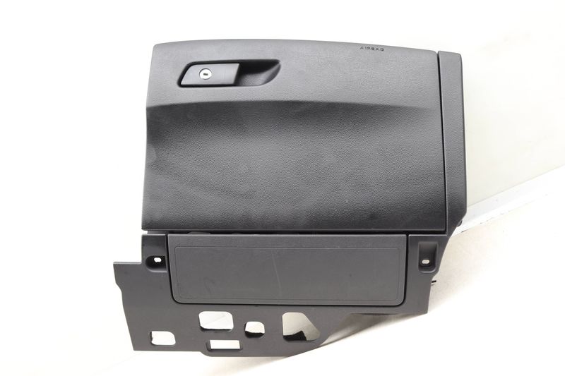 Glove Box / Compartment 8W1880302 — Used (SKU 544995)
