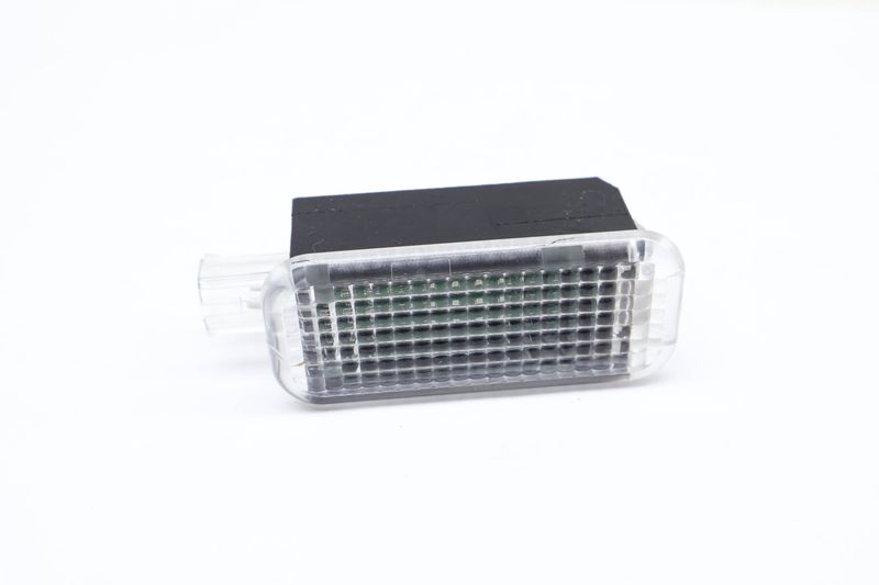Interior LED Light 8J0947409 — Used (SKU 656660)