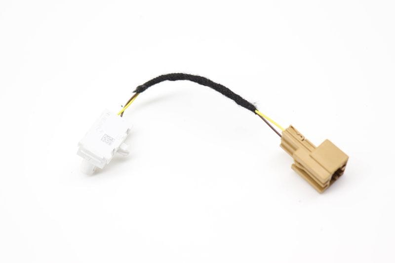 LED Light Module Wiring Connector 8W0947096 — Used (SKU 555457)