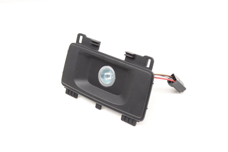 Center Console Power Outlet / Trim 8W0863324 — Used (SKU 555525)