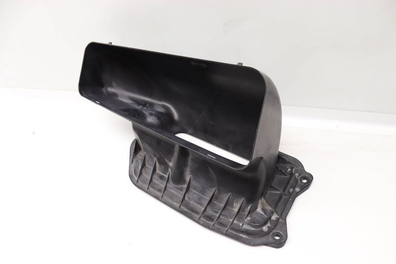 Cabin Air Intake / HVAC Duct 4G1819904A — Used (SKU 559022)