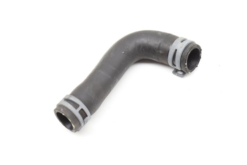 Coolant Hose / Line 4G0121082G — Used (SKU 559100)