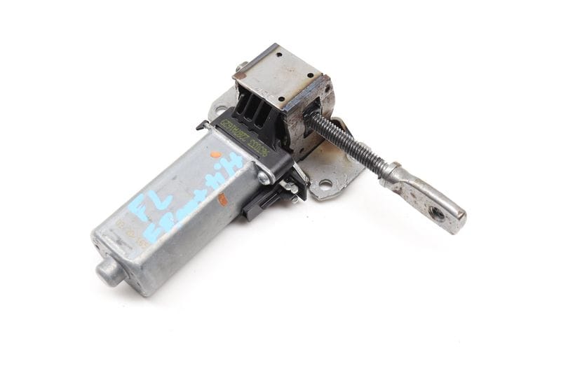 Front Tilt Seat Motor w/ Transmission 8K0959761 — Used (SKU 558852)