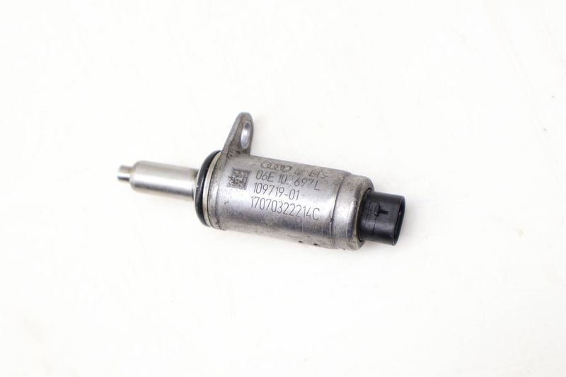 N205 Cam Valve / Camshaft Adjustment Solenoid 06E103697L — Used (SKU 636955)