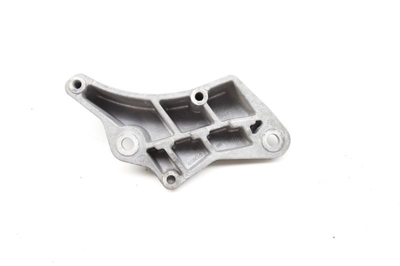 Transmission Mount Bracket / Cover 0B5301184 — Used (SKU 559028)