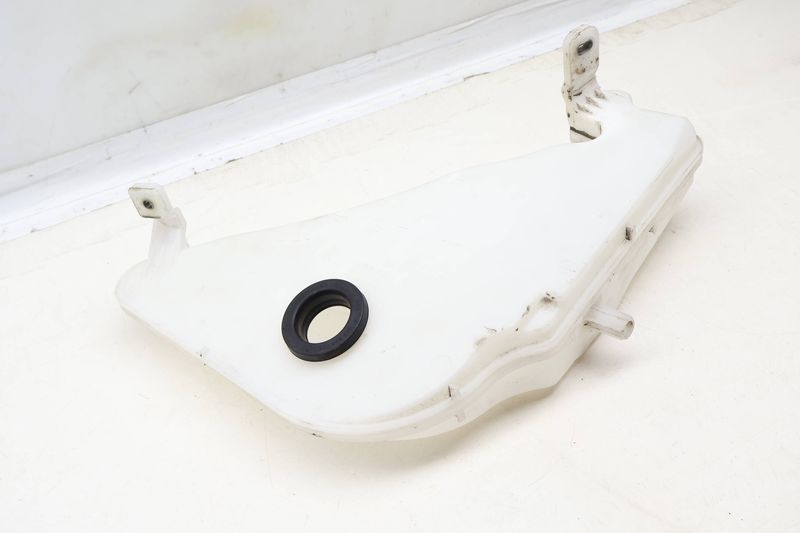 Windshield Washer Tank / Reservoir 4G8955451L — Used (SKU 637288)