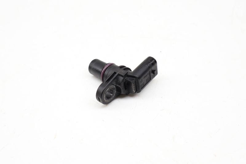 Cam / Camshaft Position Sensor 04C907601 — Used (SKU 715197)