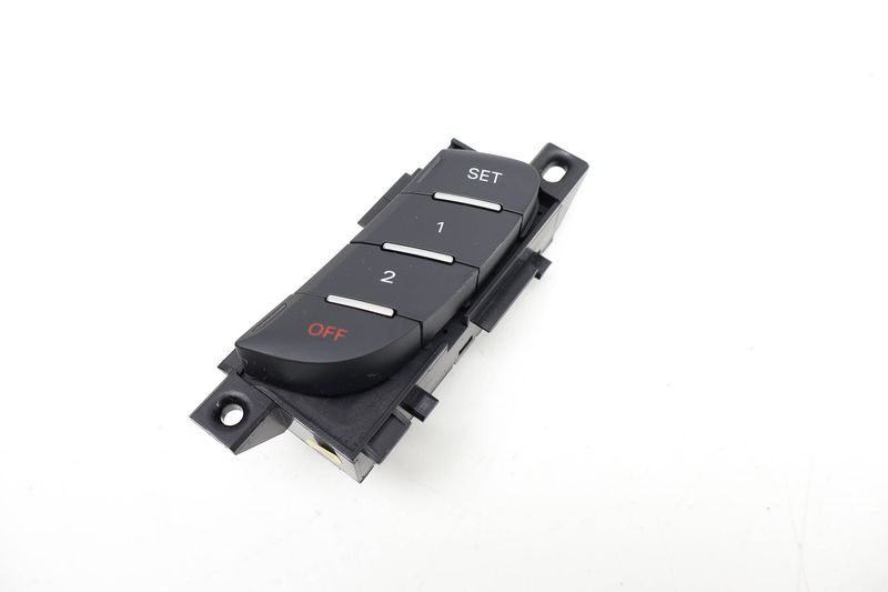 Door Panel Seat Memory Switch 4G8959769 — Used (SKU 715071)