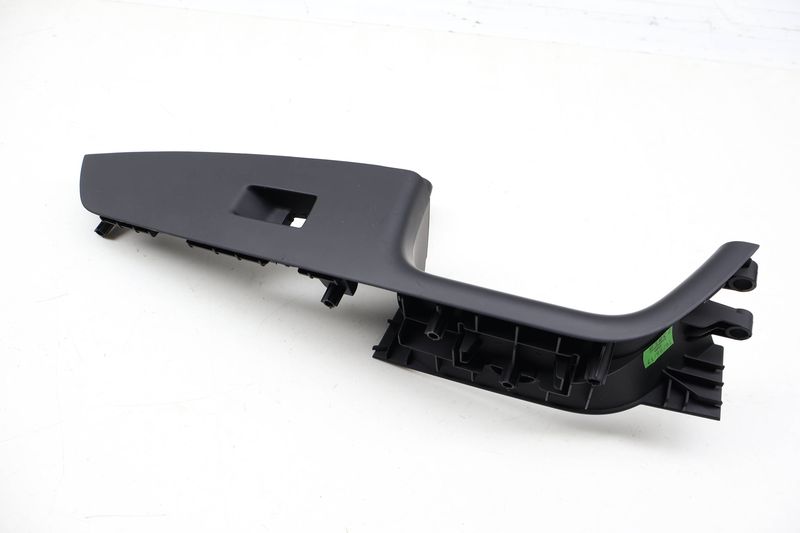 Door Panel Pull / Window Switch Trim 4G8867172B — Used (SKU 715212)