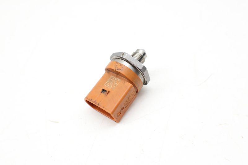 Fuel Pressure Sensor 06J906051D — Used (SKU 715187)