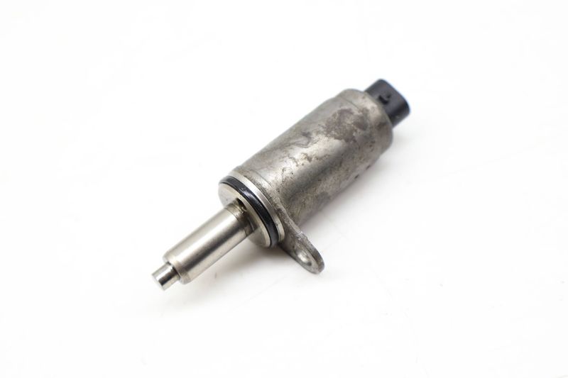N205 Cam Valve / Camshaft Adjustment Solenoid 06E103697L — Used (SKU 715168)