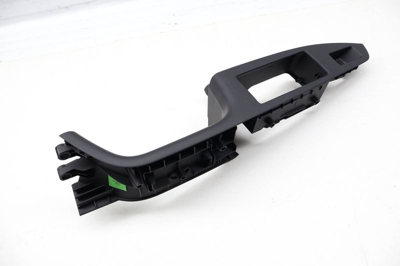 Door Panel Pull / Window Switch Trim 4G8867371 — Used (SKU 715214)