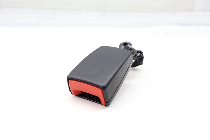 Seatbelt / Seat Belt Buckle Receiver 4G8857739 — Used (SKU 715263)