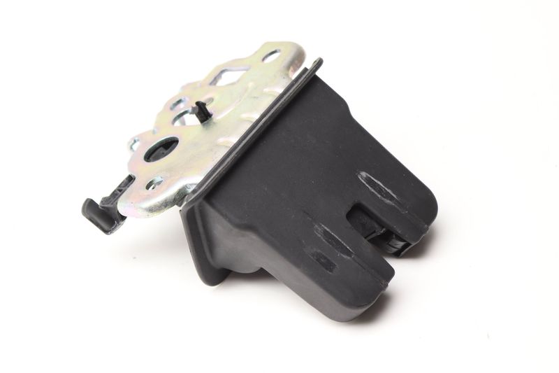Trunk Latch / Lock 8R0827505A — Used (SKU 578000)