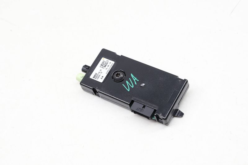 Antenna Booster / Amplifier (AM/FM) 65209231178 — Used (SKU 628676)