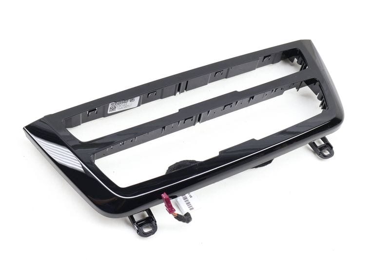 Dash Panel Trim / Bezel 64119358940 — Used (SKU 628601)