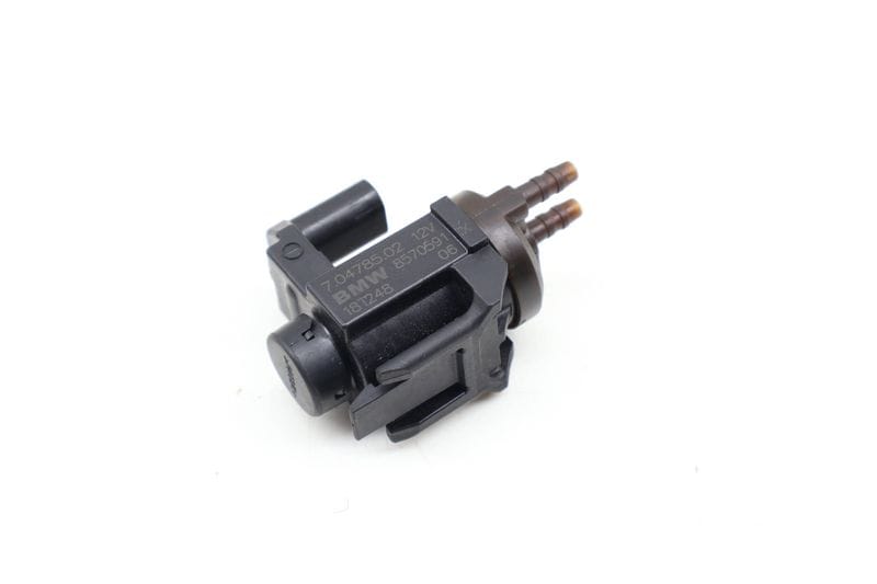 Electric Valve / Vacuum Solenoid 11748570591 — Used (SKU 628759)