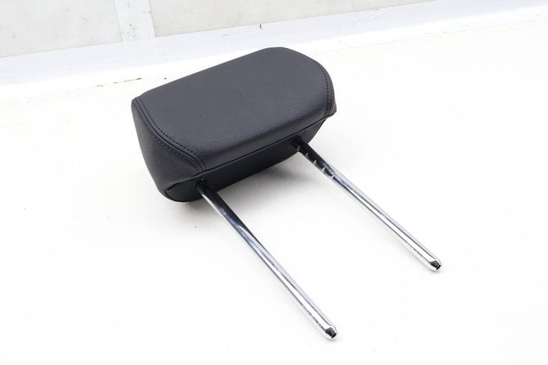 Seat Headrest / Head Rest 52207315207 — Used (SKU 628586)