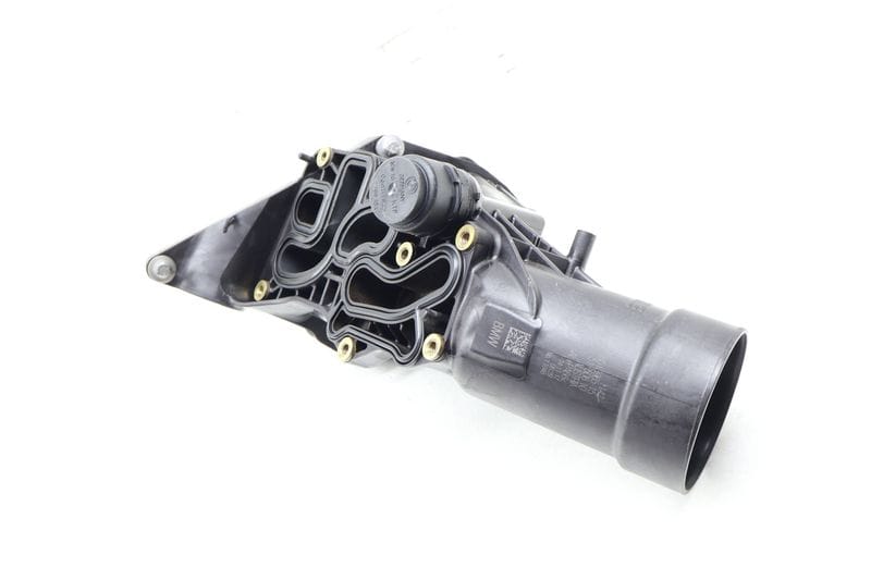 Engine Oil Filter Housing 11428513965 — Used (SKU 667985)
