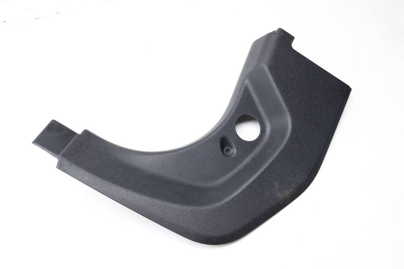 Lower Kick Panel Cover / Trim 51477375731 — Used (SKU 667631)