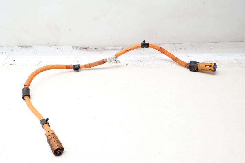 Hybrid/Electric Vehicle High-Voltage Cable (AC COMPRESSOR) 61126823581 — Used (SKU 668086)
