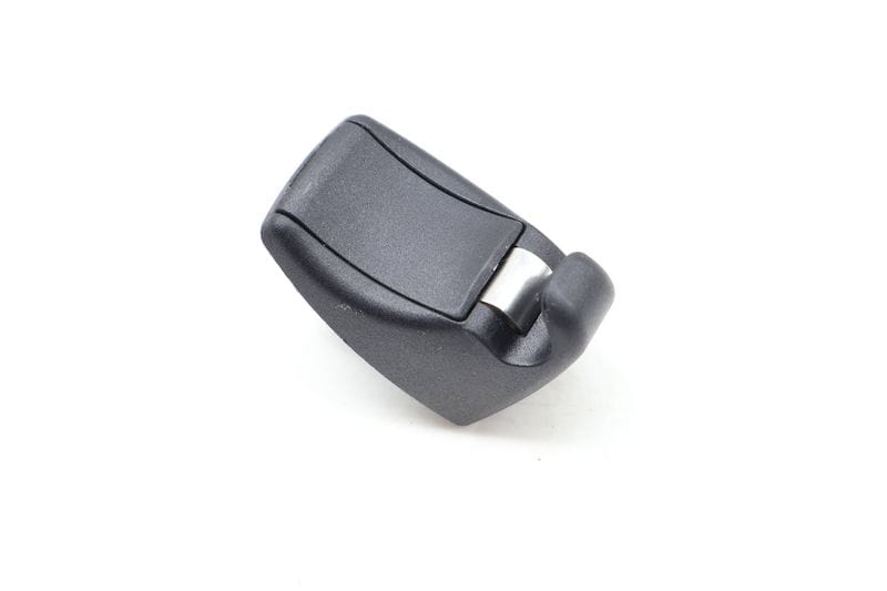 Sun Visor Clip / Bracket 51167277251 — Used (SKU 667763)