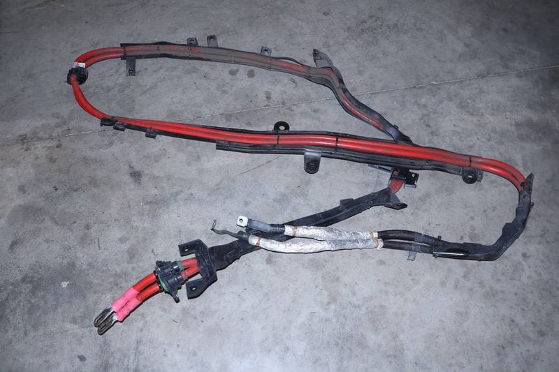 Positive (+) Battery Cable / Harness (UNDER FLOOR) 61126807332 — Used (SKU 668127)