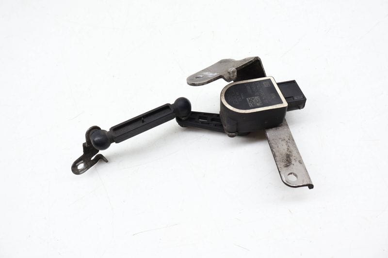 Headlight Leveling Sensor 37146869137 — Used (SKU 667851)