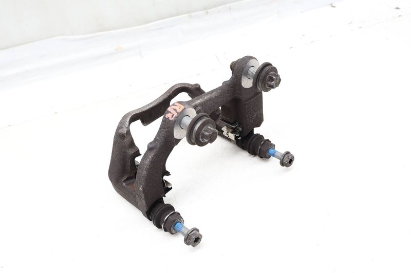 Brake Caliper Carrier / Bracket 34206870584 — Used (SKU 668006)