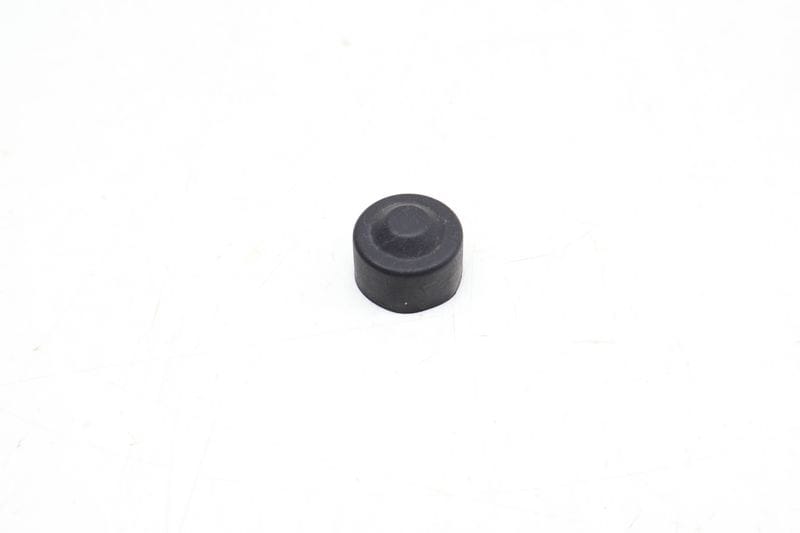 Windshield Wiper Arm Cap 52108119867 — Used (SKU 667938)